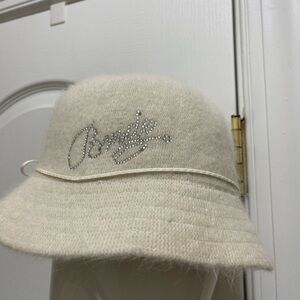 beautiful Bride wool hat chic and warm for beautiful Bride